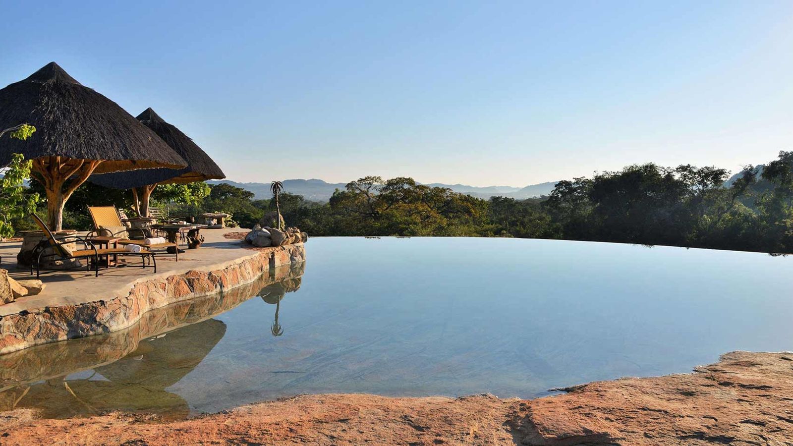 Amalinda Lodge — luxury accommodation in Zimbabwe