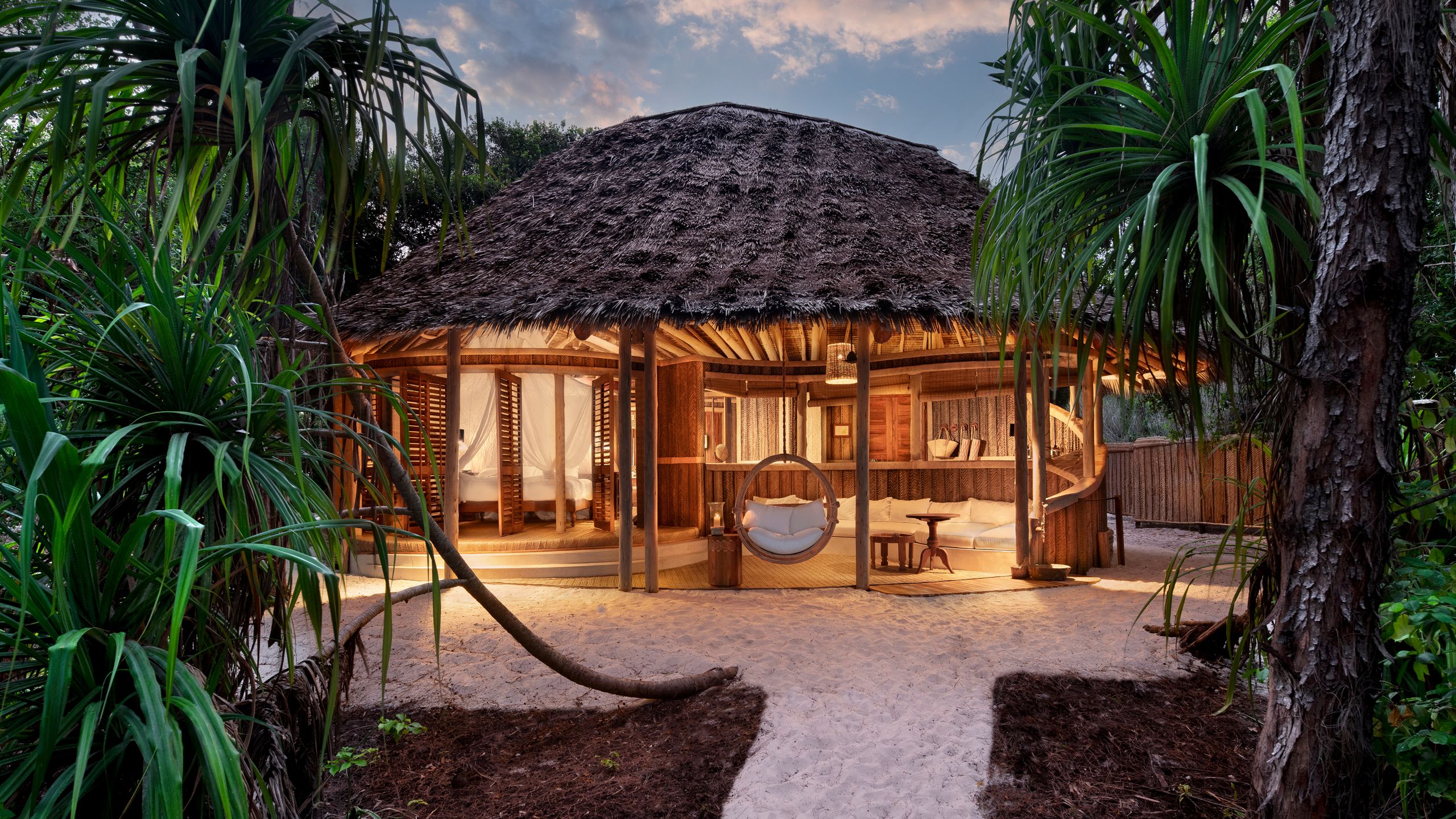 Mnemba Island Lodge — luxury accommodation in Zanzibar