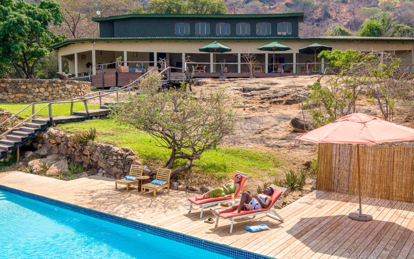 Pumulani Lodge — luxury accommodation in Malawi