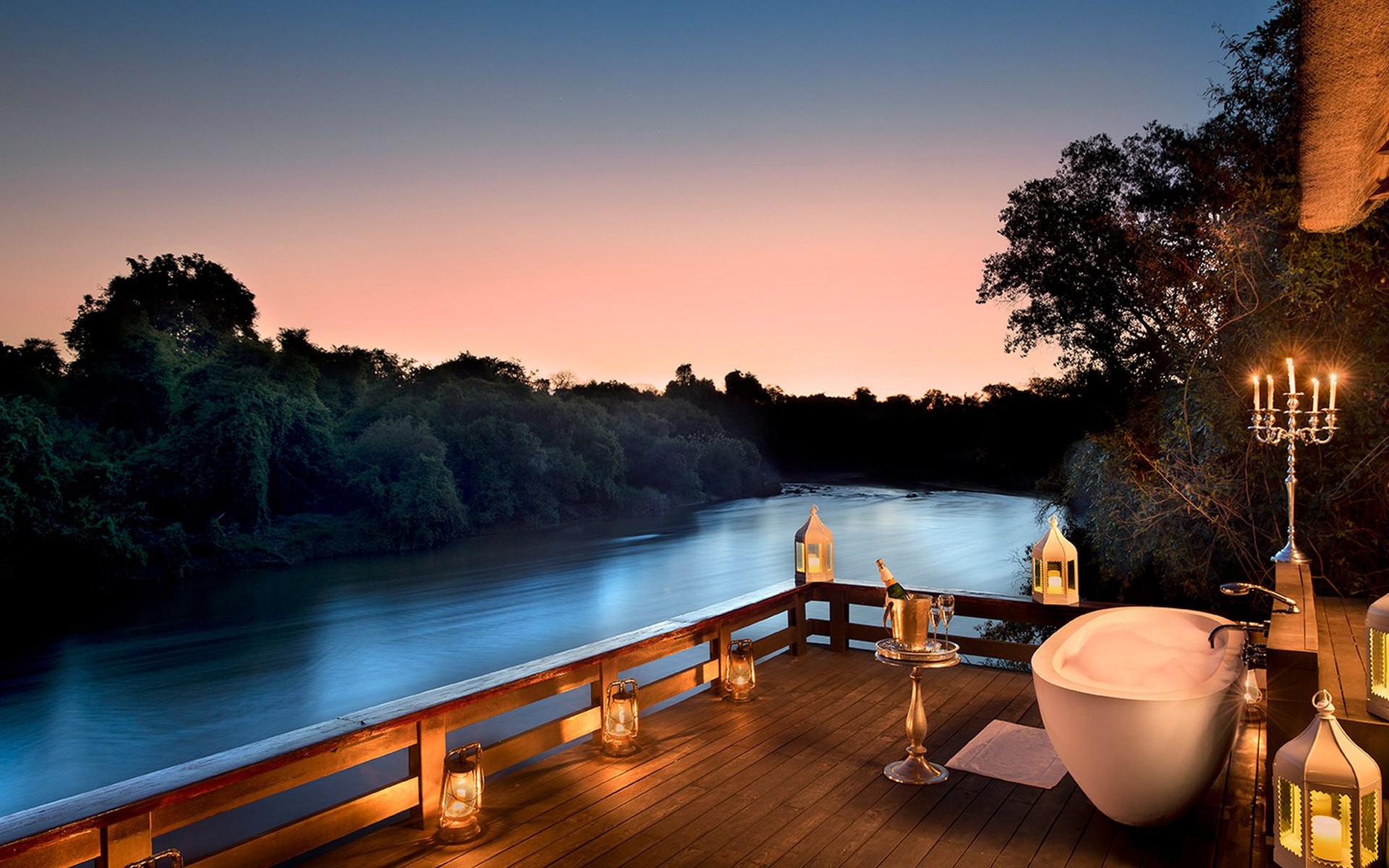 Royal Chundu — luxury accommodation in Zambia