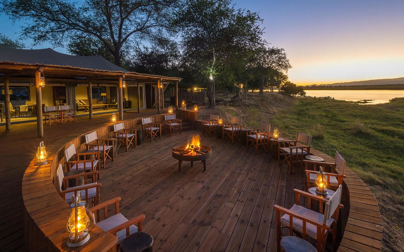 Ruckomechi Camp — luxury accommodation in Zimbabwe