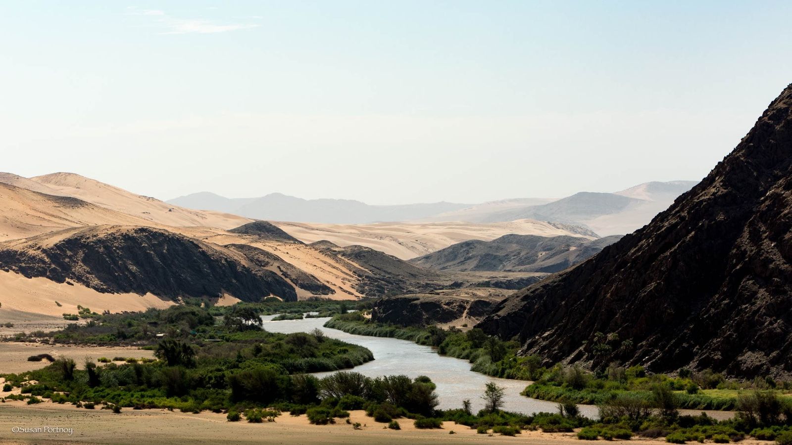 Serra Cafema Camp — luxury accommodation in Namibia