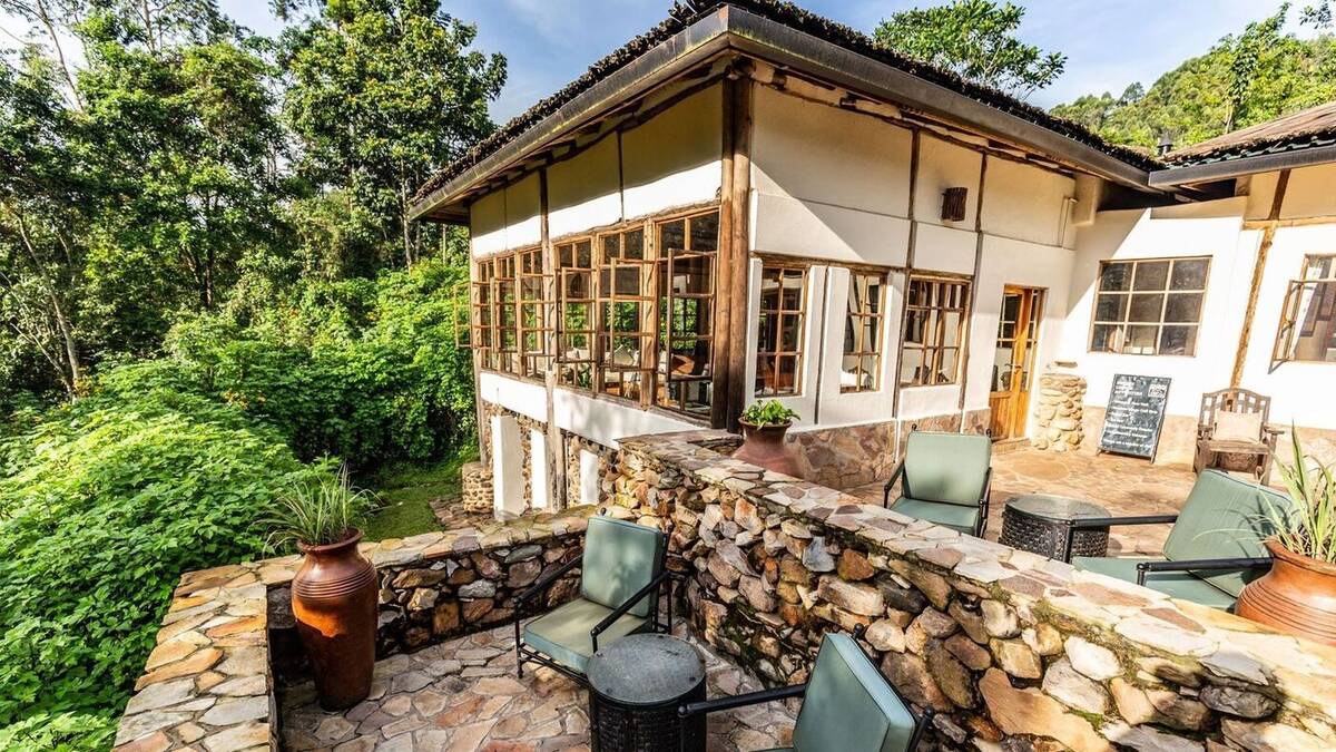 Volcanoes Bwindi Lodge — luxury accommodation in Uganda