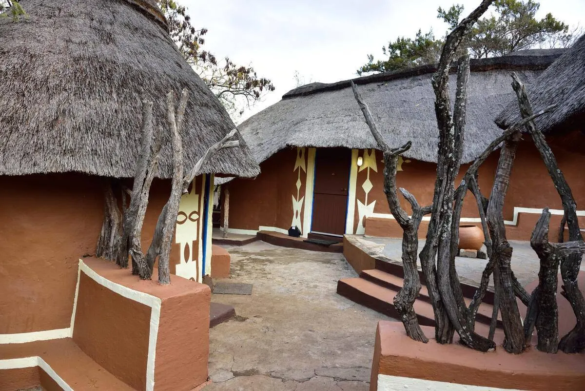 Cradle of Humankind & Lesedi Cultural Village Full Day — Johannesburg